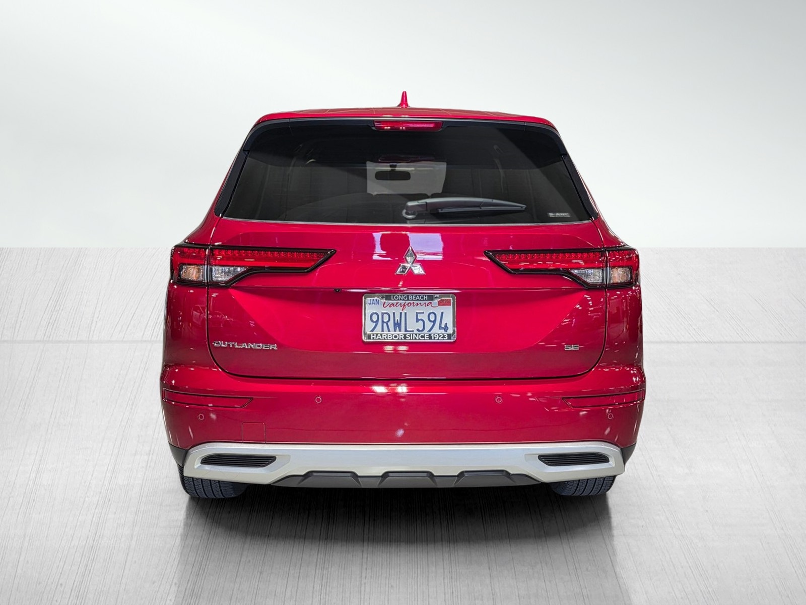 2024 Mitsubishi Outlander SE photo 4