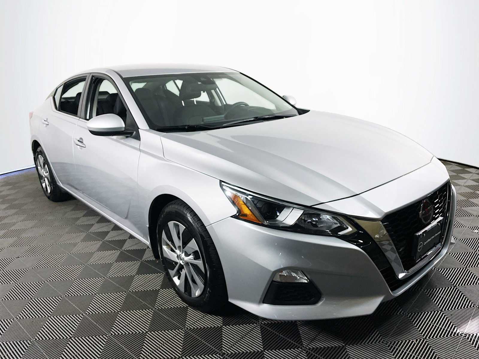 2021 Nissan Altima 2.5 S photo 3