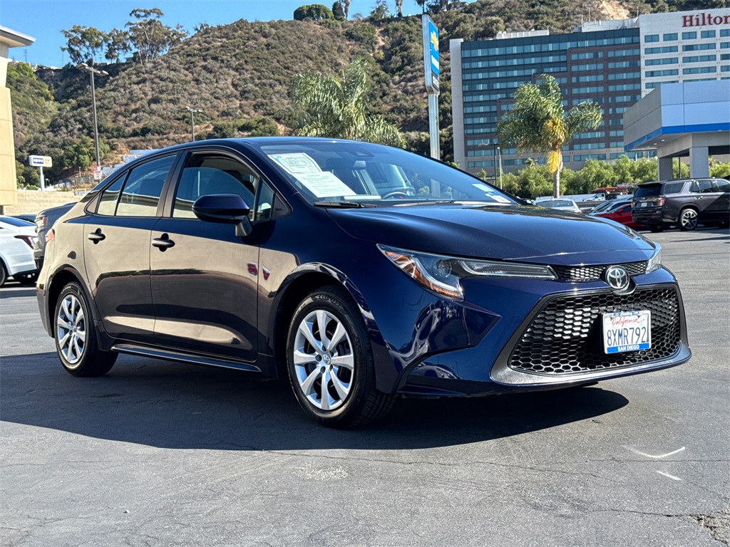 2022 Toyota Corolla LE photo 4