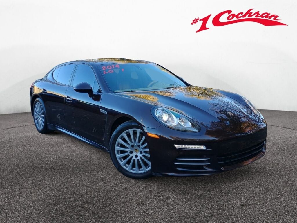 2014 Porsche Panamera Base's photo
