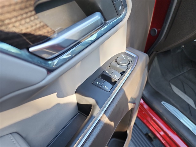 2024 Chevrolet Silverado 1500 LT photo 13