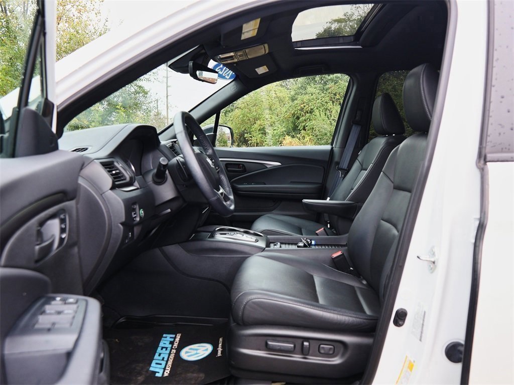 2023 Honda Passport EX-L photo 12