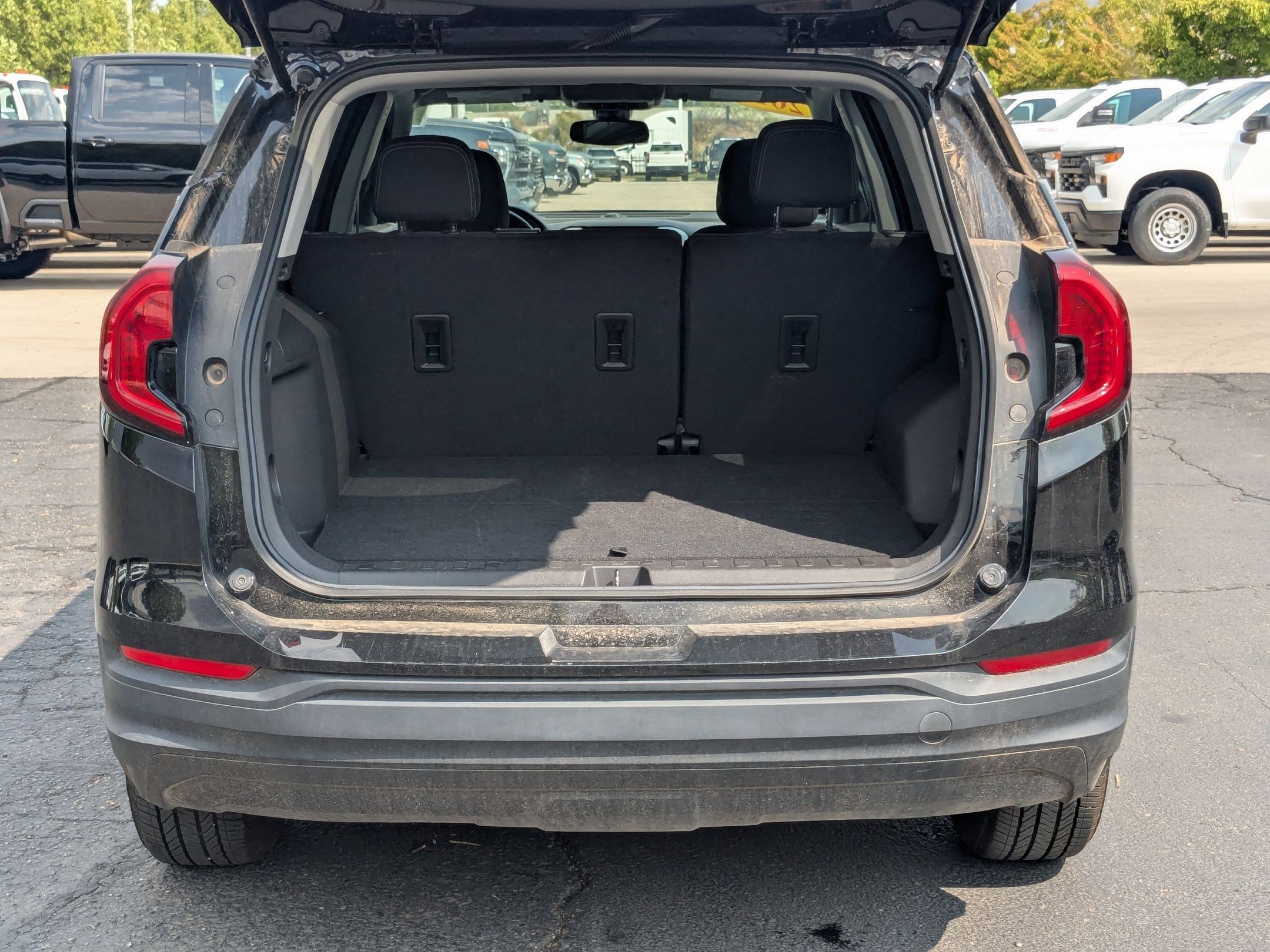 2024 Gmc Terrain SLE photo 25