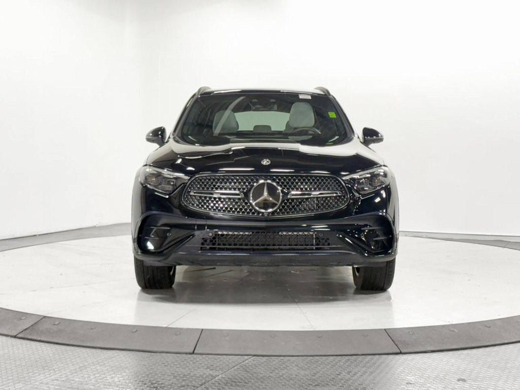 2023 Mercedes Benz GLC 300 4MATIC photo 3