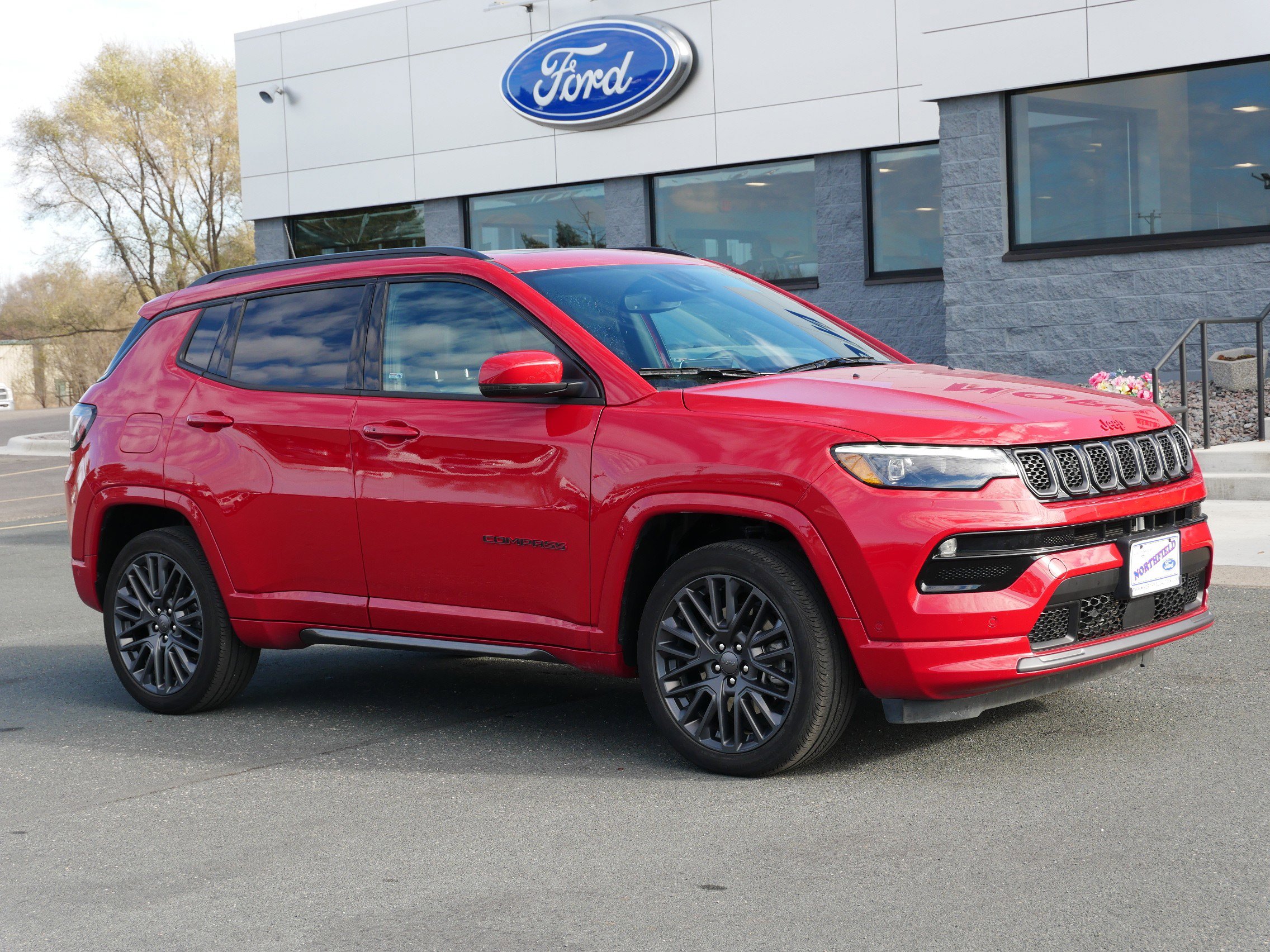 Used 2024 Jeep Compass Limited with VIN 3C4NJDCN1RT597869 for sale in Northfield, Minnesota