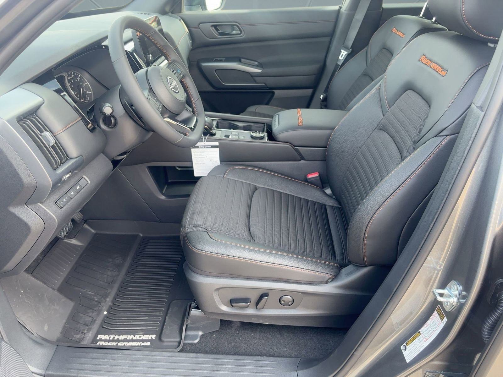 2025 Nissan Pathfinder Rock Creek photo 4