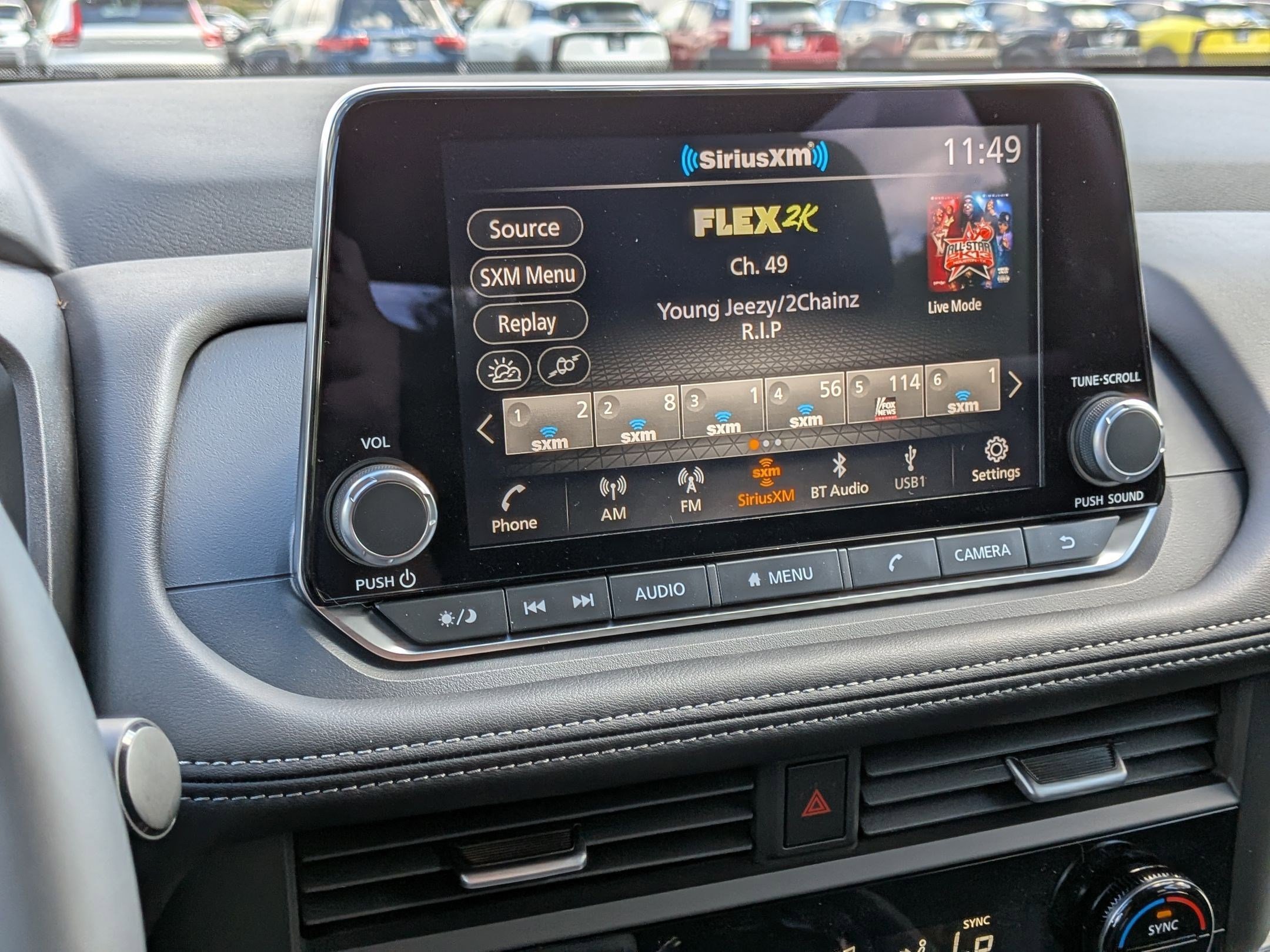 2026 Nissan Rogue SV photo 14