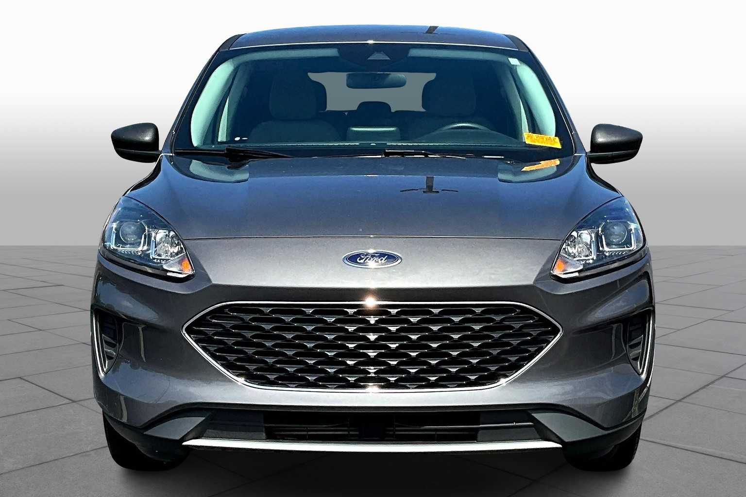 Image of Pre-Owned 2022 Ford Escape SE