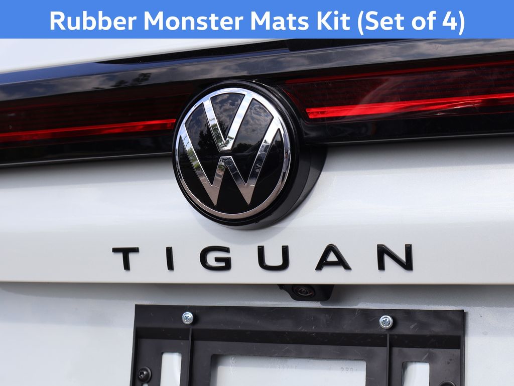 2025 Volkswagen Tiguan SE R-Line Black photo 9