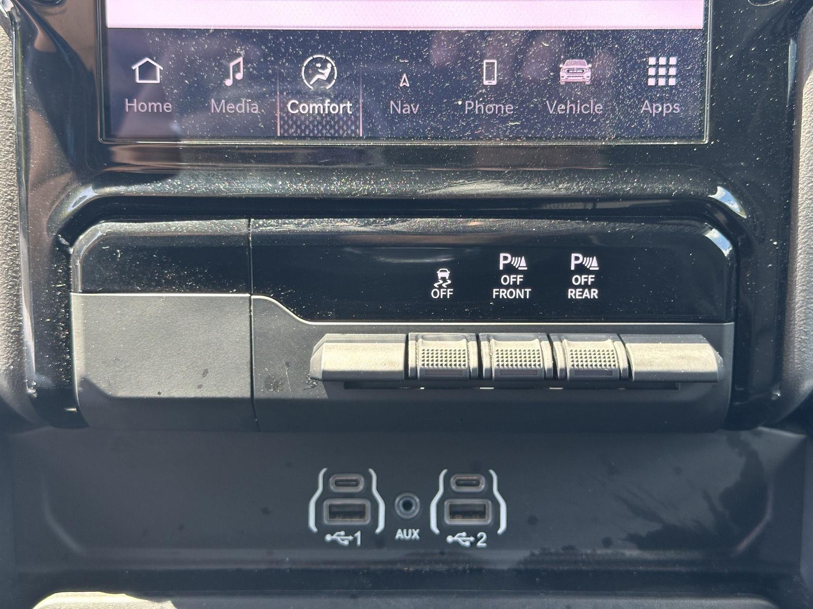 2025 Ram 1500 Laramie photo 25