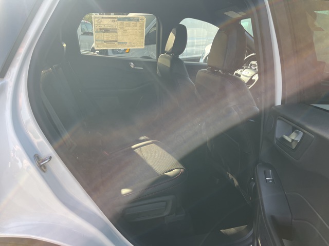 2025 Ford Escape Hybrid ST-Line Select photo 18