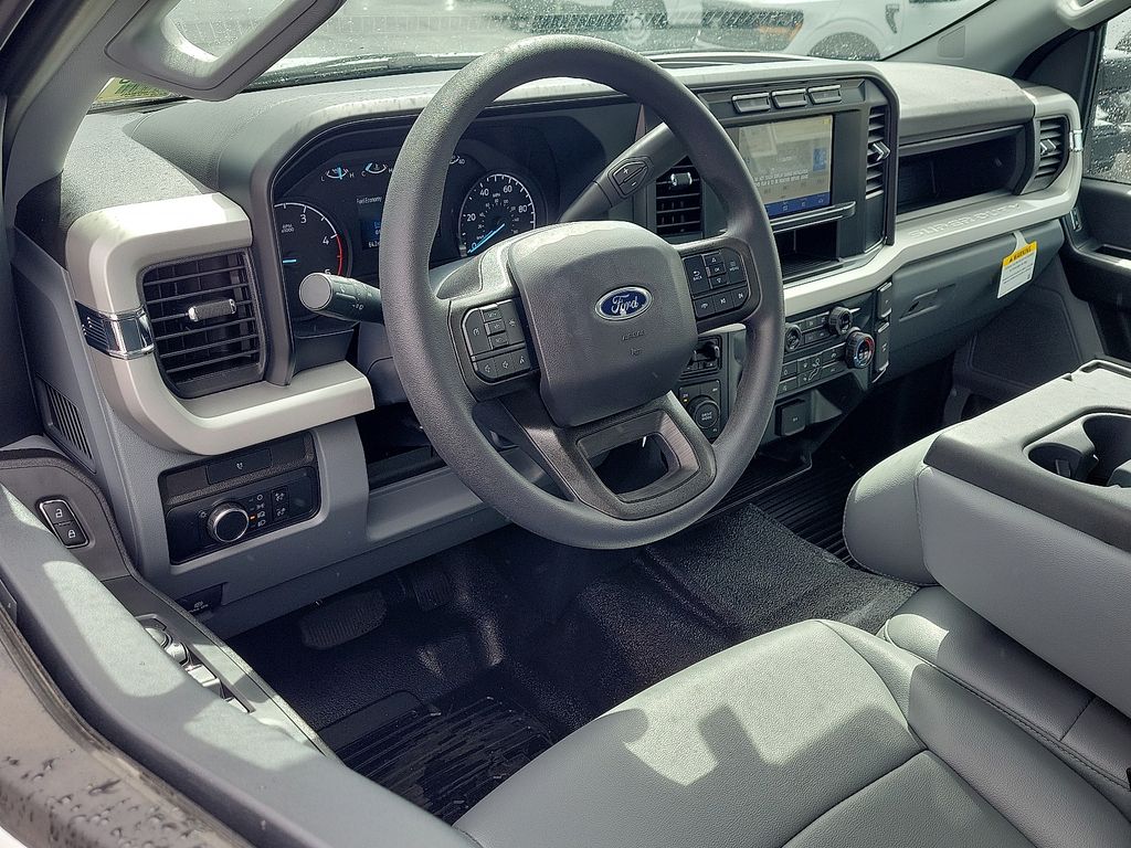 2024 Ford F-550 XL photo 6