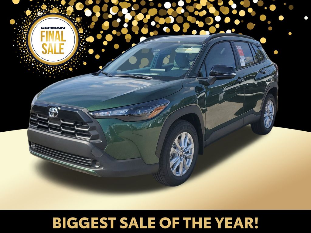 2026 Toyota Corolla Cross LE's photo