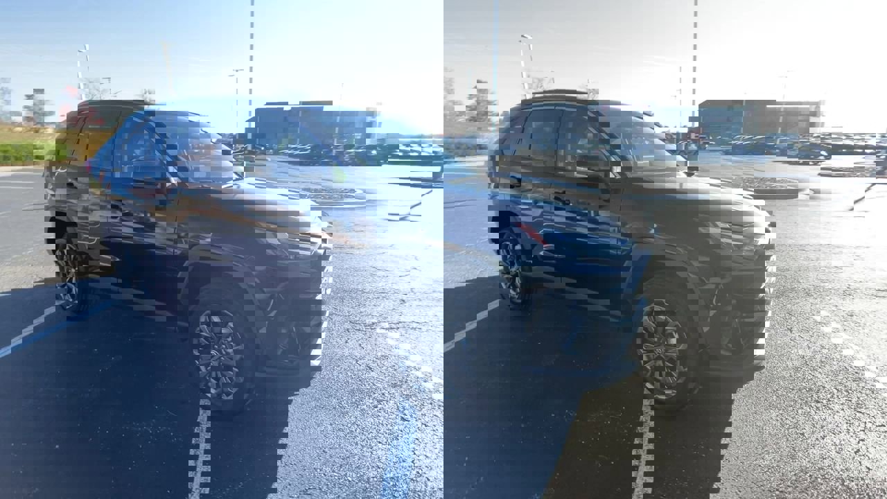 Used 2024 Toyota RAV4 XLE Premium with VIN 4T3B6RFV4RU154489 for sale in Kansas City