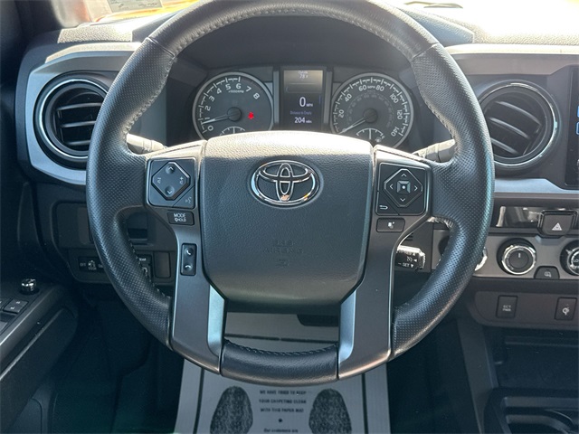 2017 Toyota Tacoma TRD Off-Road photo 23