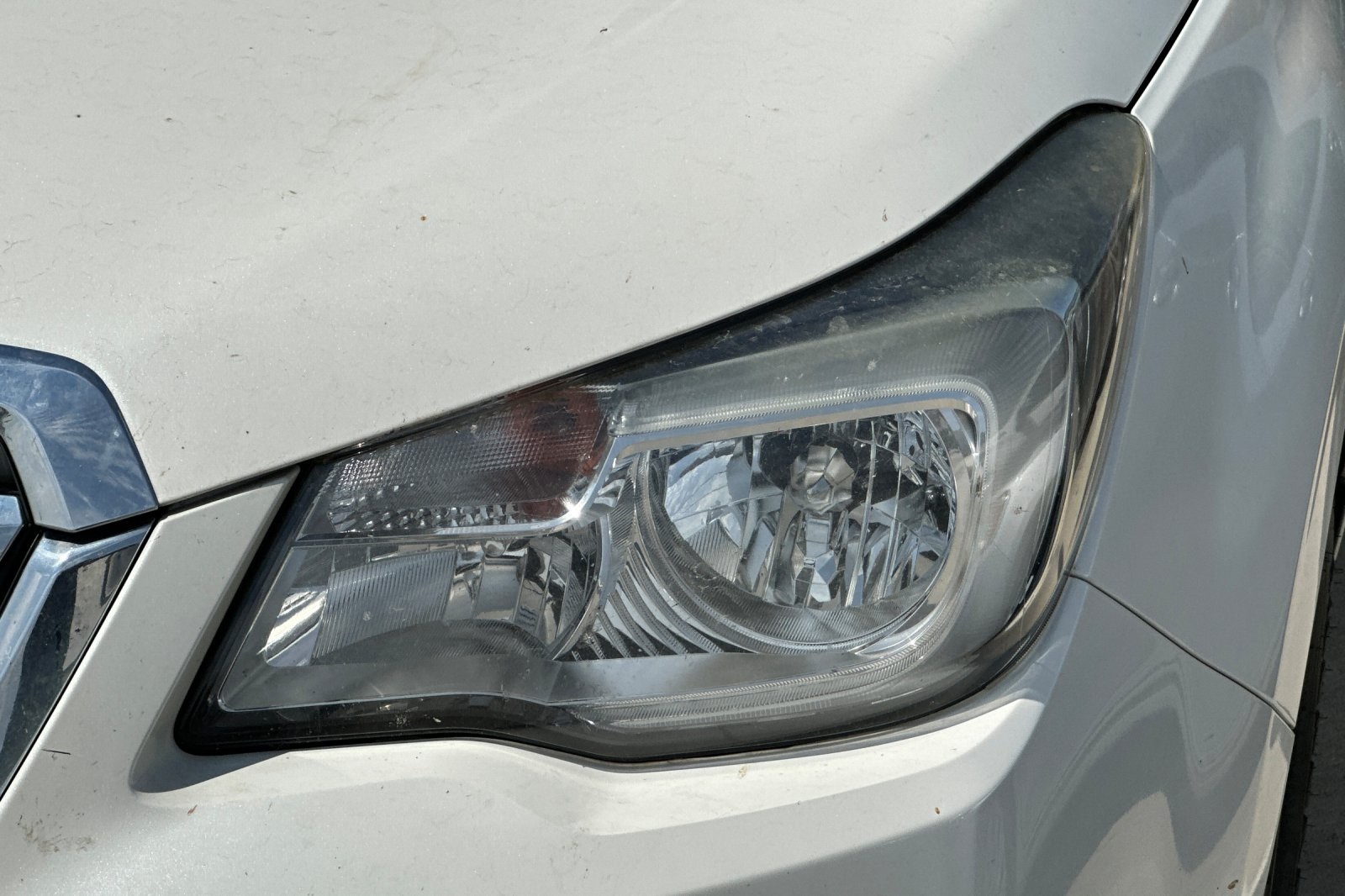 2018 Subaru Forester 2.5i Premium photo 8