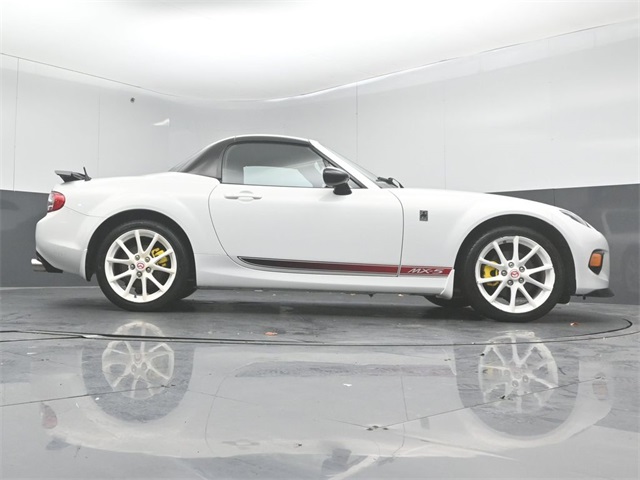 2014 MAZDA MX-5 - Image 34