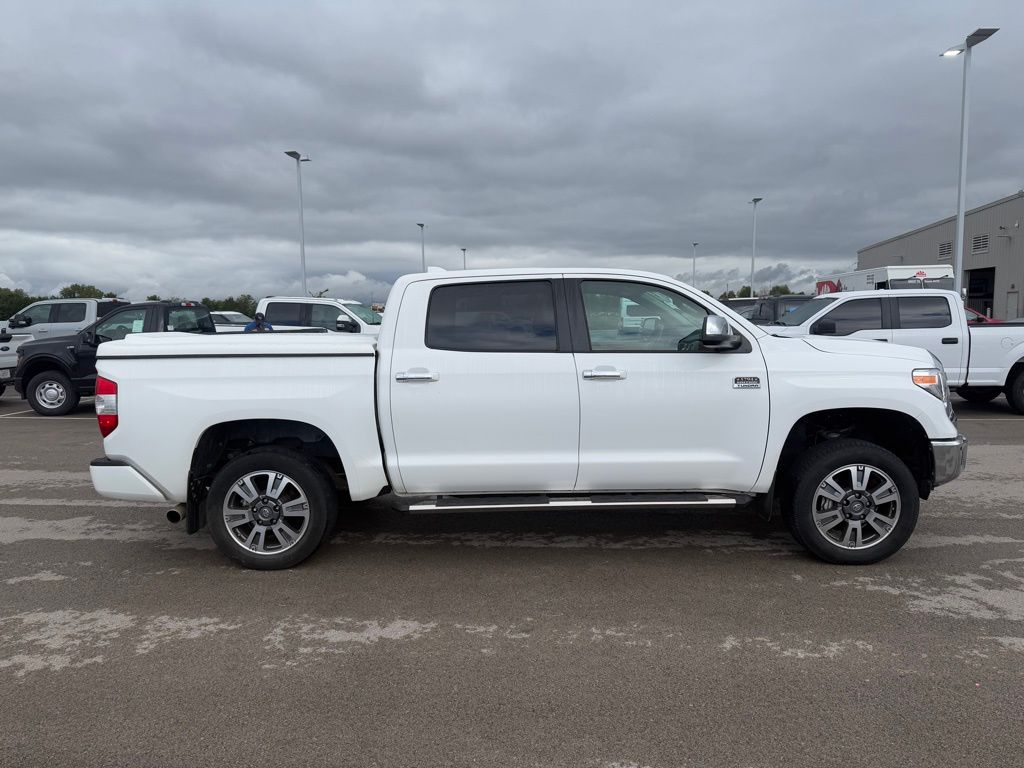 2020 Toyota Tundra Platinum Grade photo 17