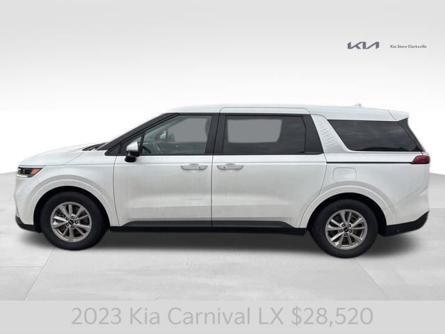 2023 Kia Carnival LX photo 3