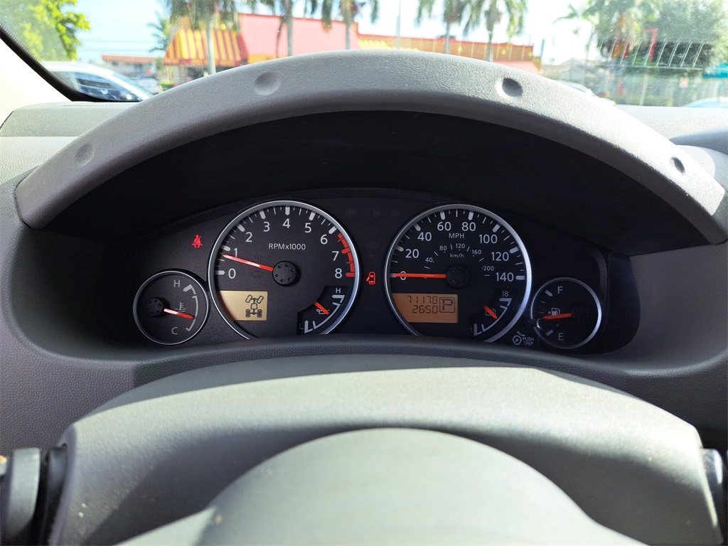 2019 Nissan Frontier SL photo 17