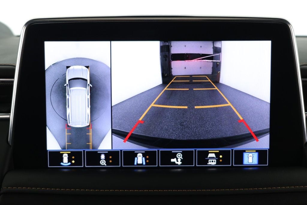 Used 2021 GMC Yukon XL 4WD 4dr AT4 with Premium & Illumination Packages