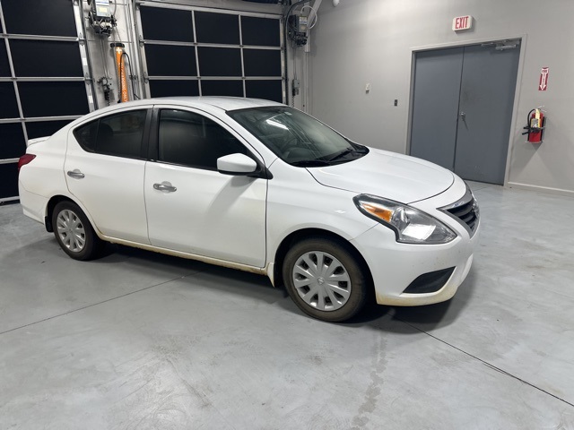 2016 Nissan Versa 1.6 SV photo 7
