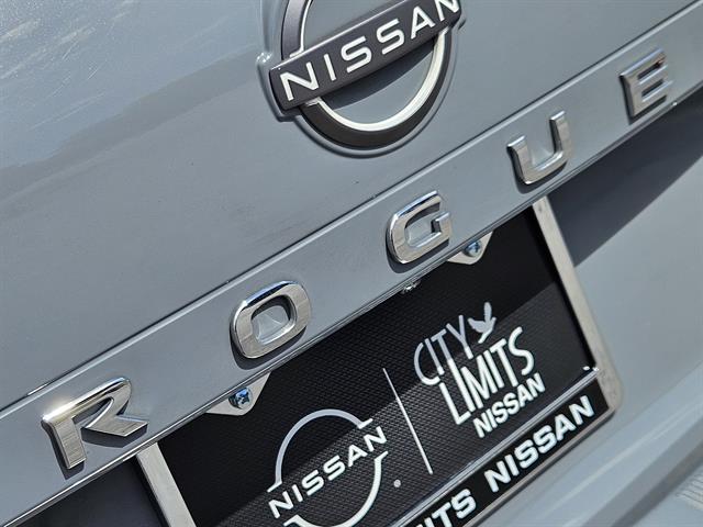 2023 Nissan Rogue S photo 8