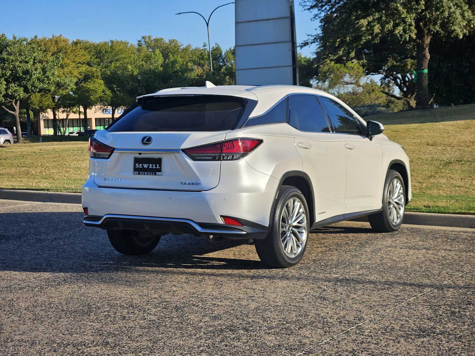 2021 Lexus RX 450h photo 4