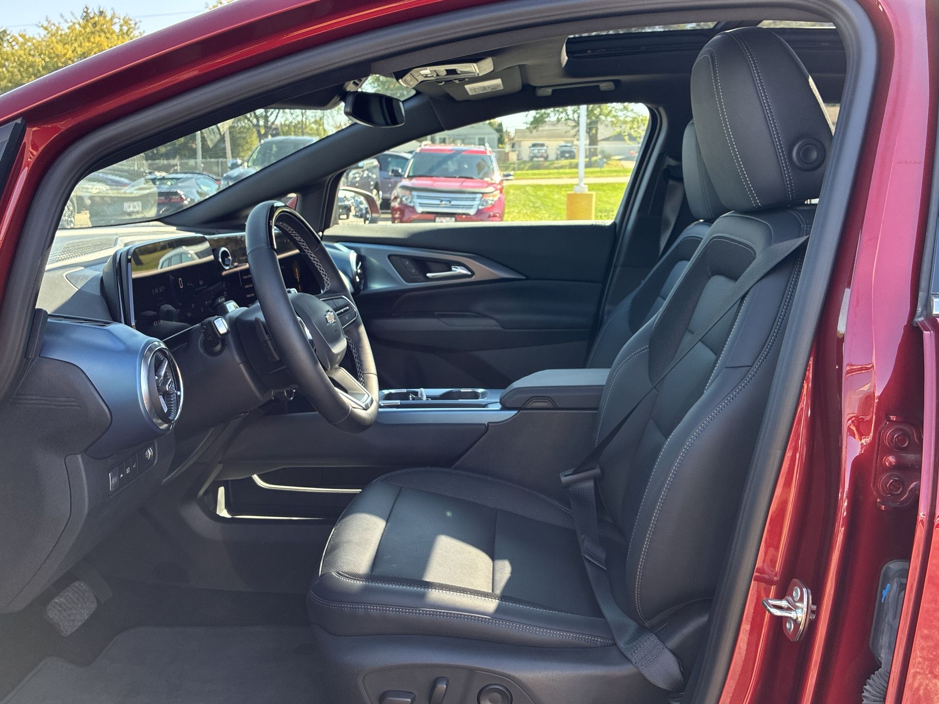2024 Chevrolet Equinox EV 1LT photo 19