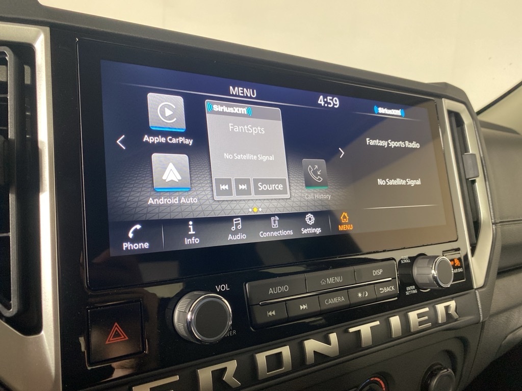 2025 Nissan Frontier SV photo 17