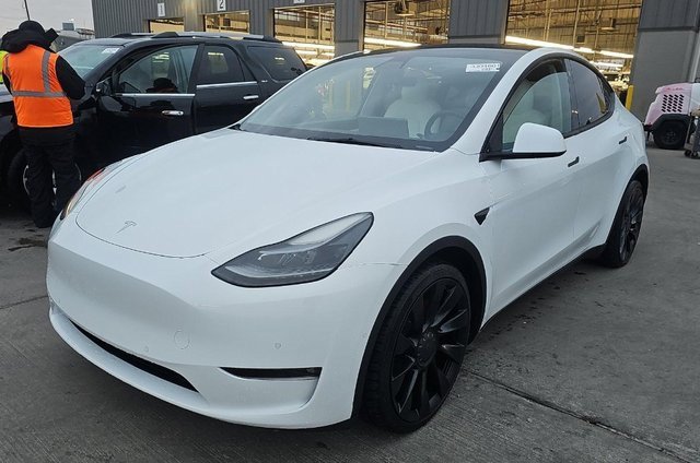 2022 Tesla Model Y Performance's photo