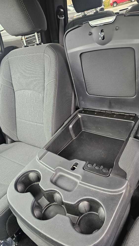 2022 Ram 1500 Classic Warlock photo 19