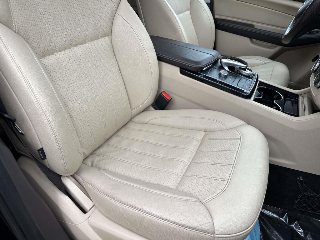 2016 Mercedes Benz GLE 350 photo 18