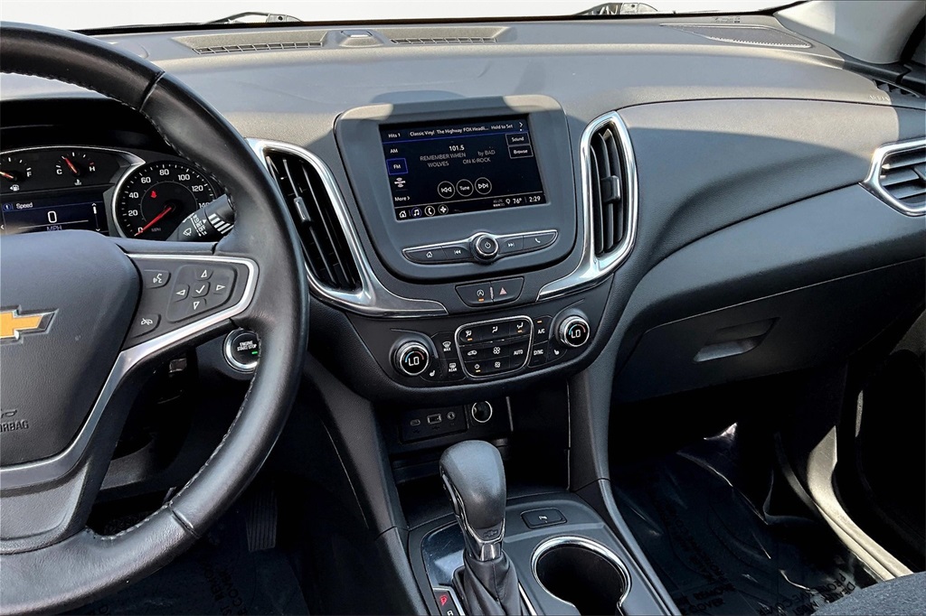 2022 Chevrolet Equinox LT photo 6