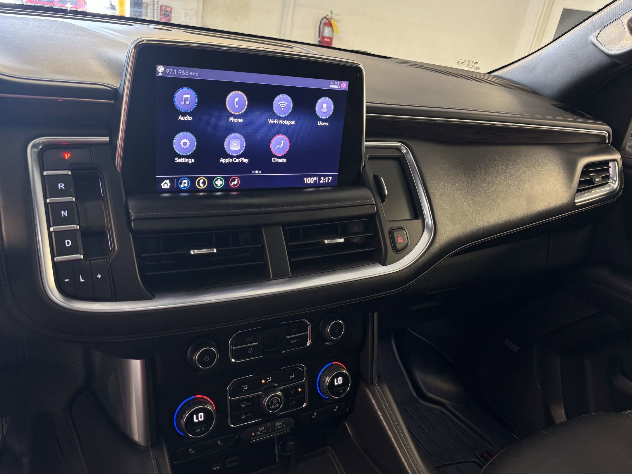 2021 Chevrolet Tahoe Z71 photo 32