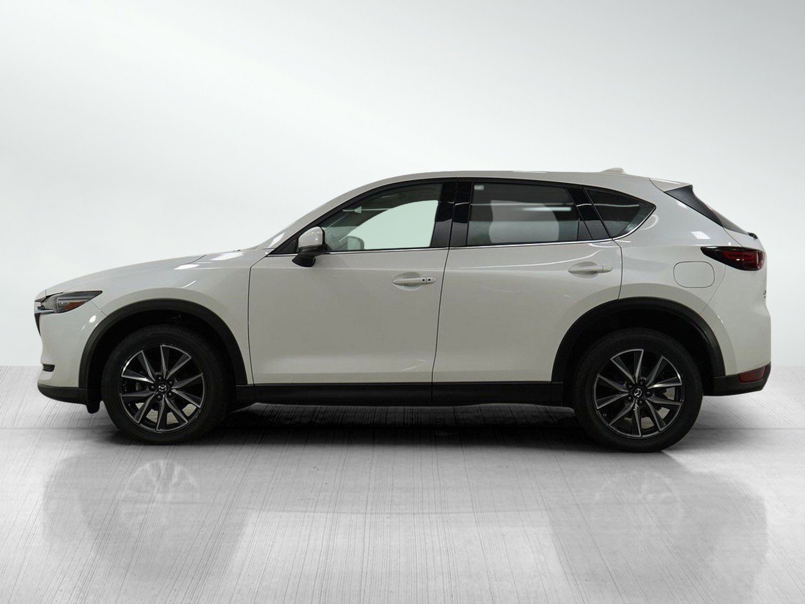 Used 2018 Mazda CX-5 Grand Touring with VIN JM3KFBDM3J0460486 for sale in Burnsville, Minnesota