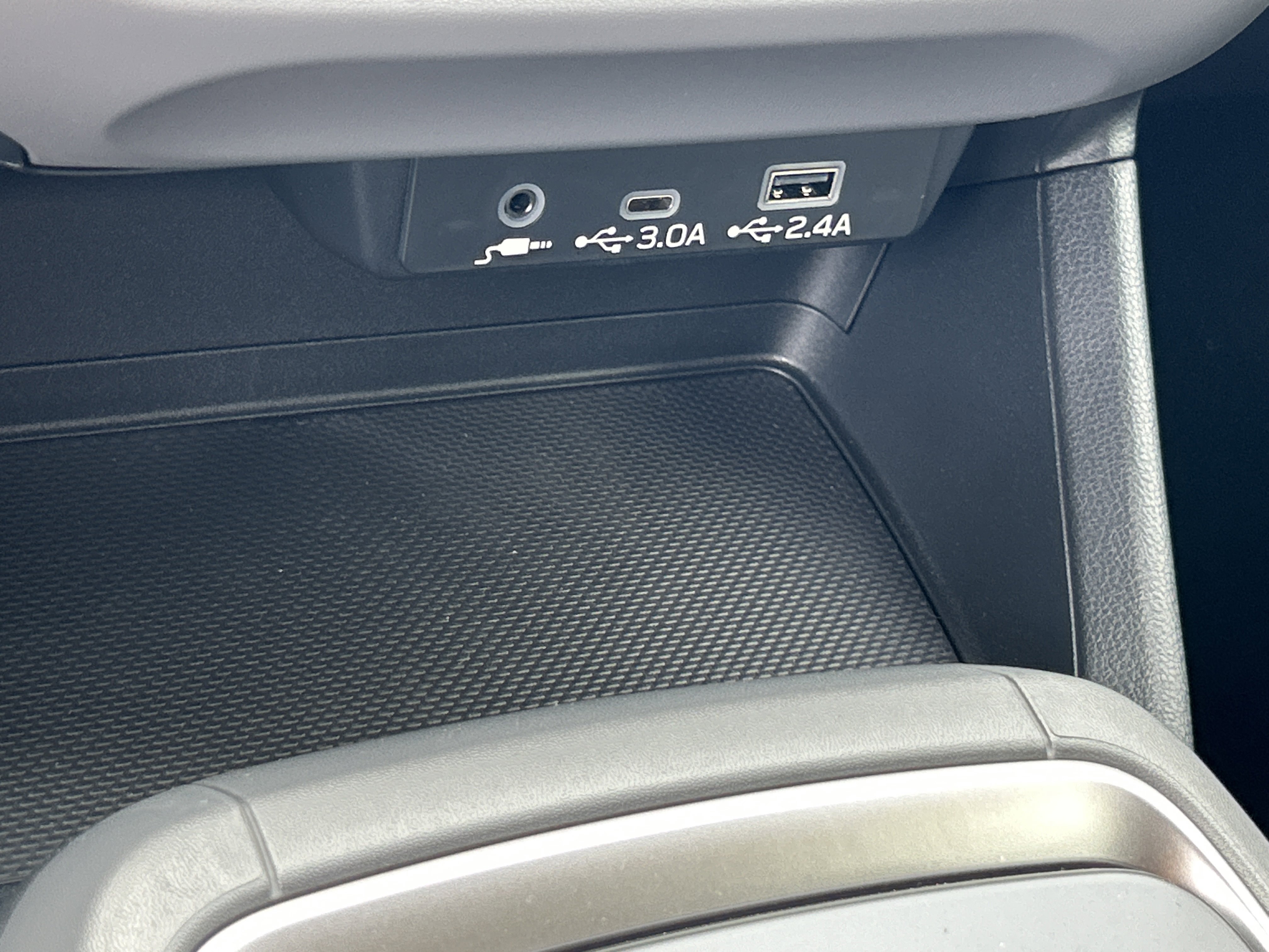 2025 Subaru Crosstrek Premium photo 4