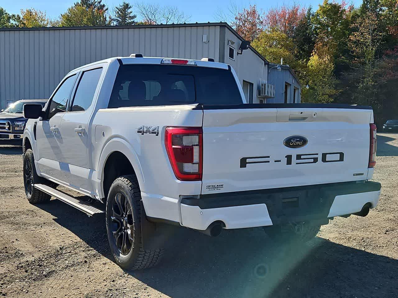 2022 Ford F-150 Lariat photo 2