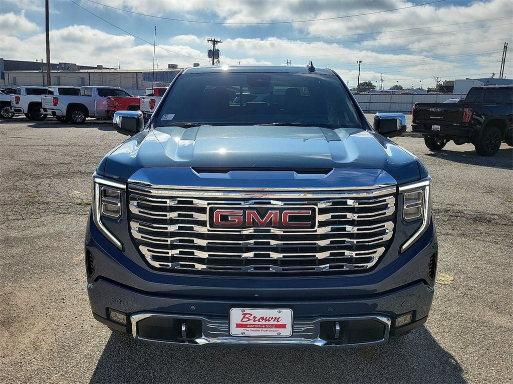 2026 Gmc Sierra 1500 Denali photo 3