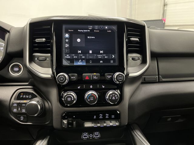 2025 Ram 1500 Big Horn Lone Star photo 8