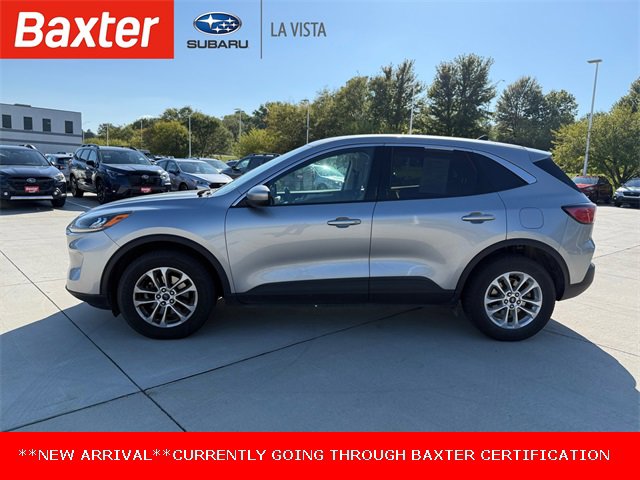2021 Ford Escape SE photo 3