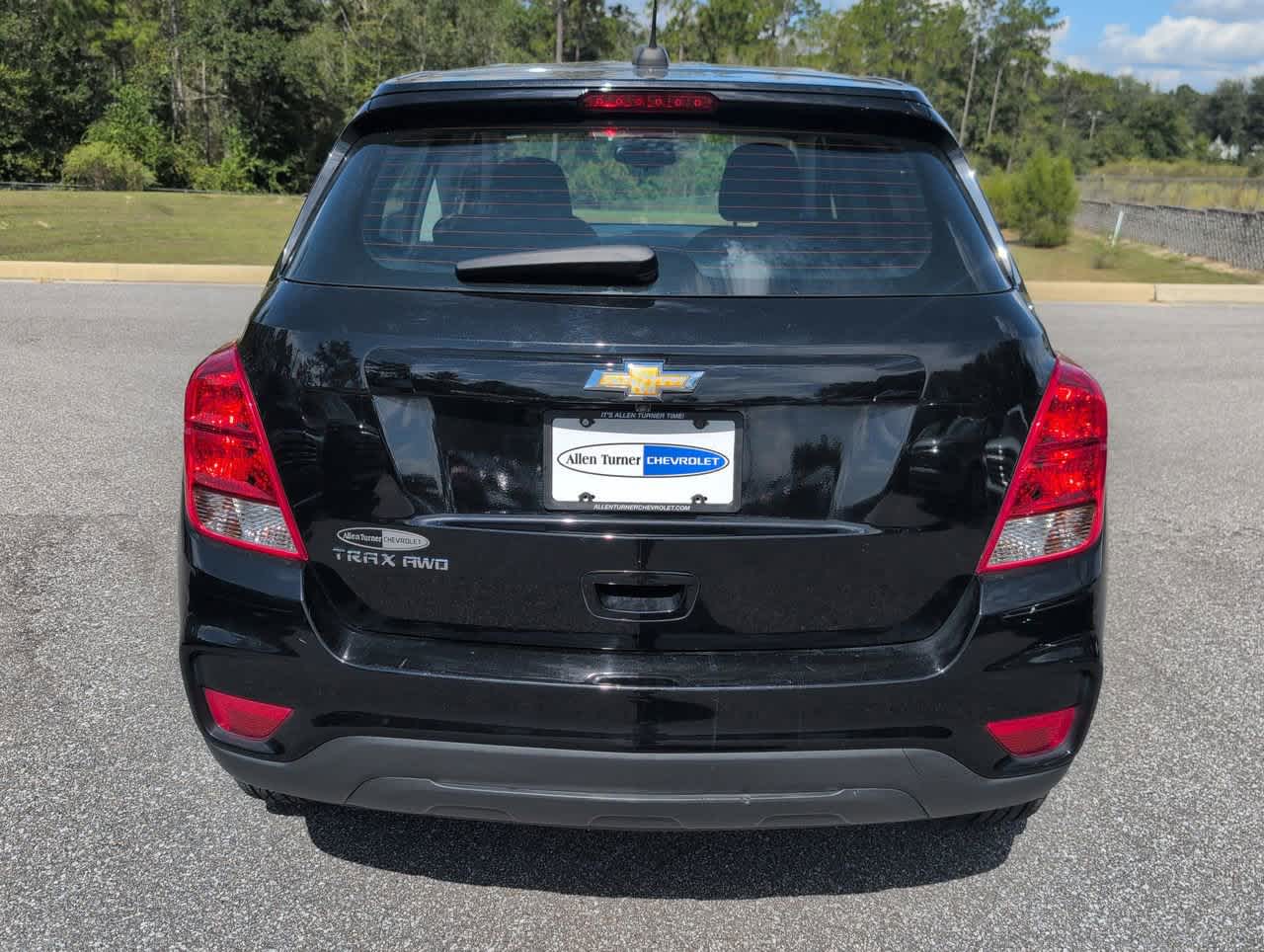 2017 Chevrolet Trax LS photo 4