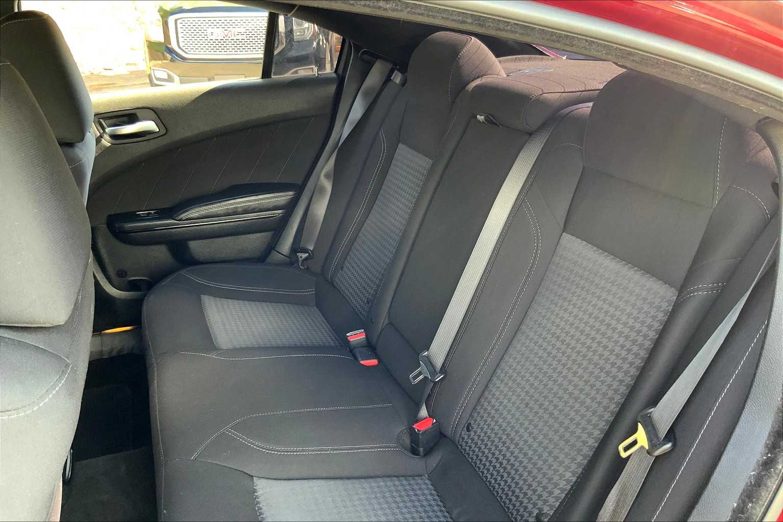2023 Dodge Charger SXT photo 18
