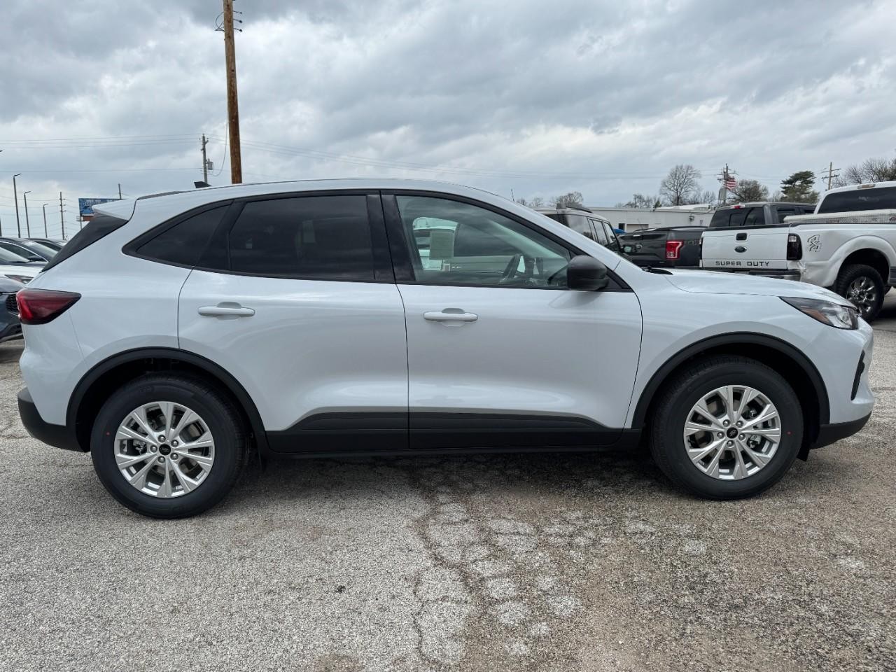 2025 Ford Escape Active photo 2