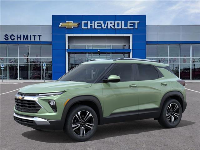 2026 Chevrolet Trailblazer LT photo 2