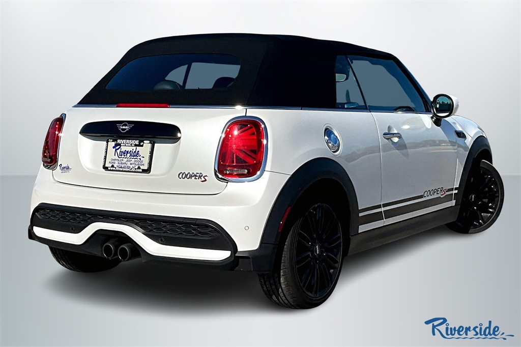 2024 Mini Cooper Convertible S photo 5