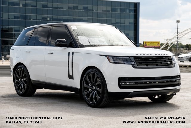 2025 Land Rover Range Rover SE photo 4