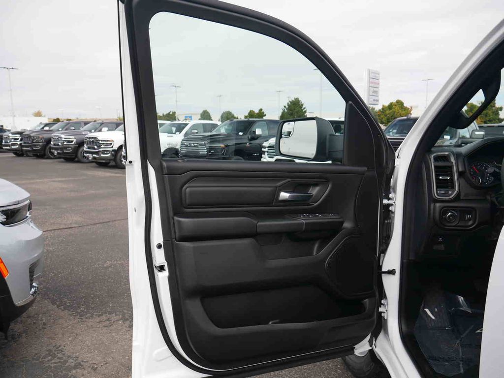 2026 Ram 1500 Tradesman photo 25