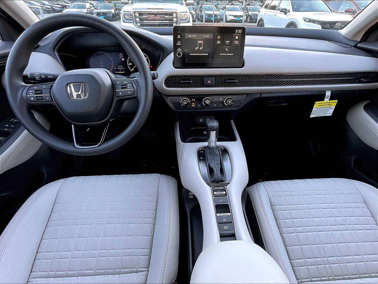 2026 Honda HR-V LX photo 11