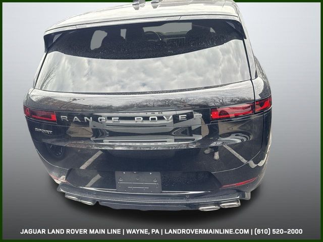 2025 Land Rover Range Rover Sport SE photo 3